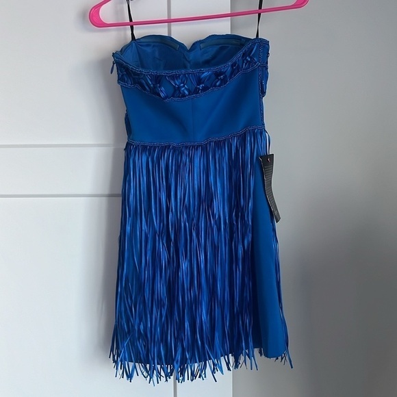 NWT Bebe Strapless Fringe Mini Dress Size 0 - Picture 3 of 6